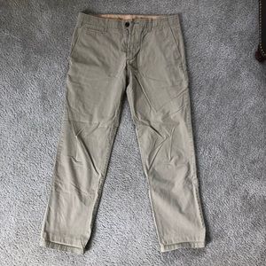 GAP Mens Cream Straight Khakis - W32 L32